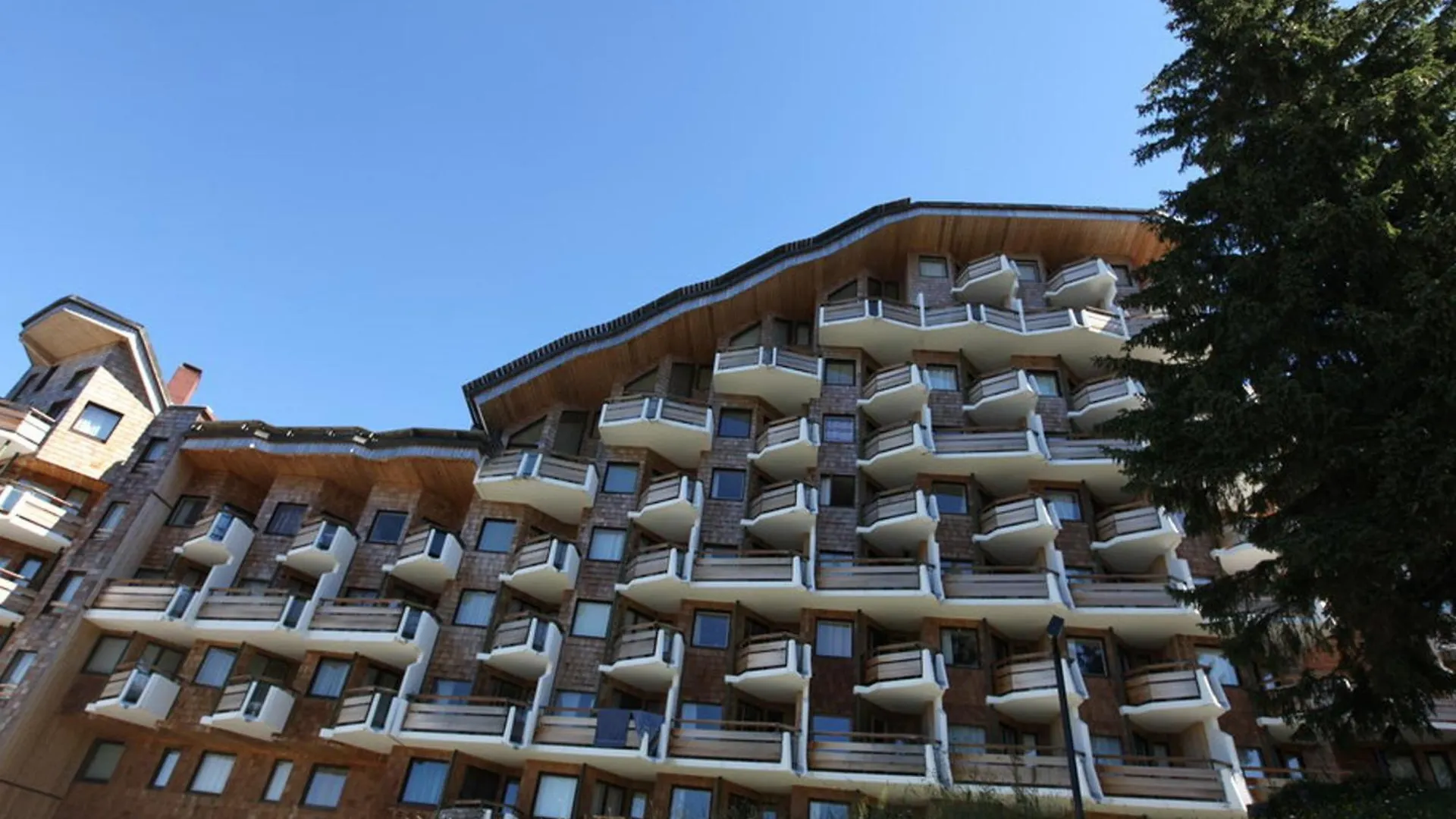 Luxueux Triplex 5 Pieces Avec Mezzanine, Renove, Balcon Et Acces Direct Aux Pistes - Fr-1-314-241 Apartment Morzine