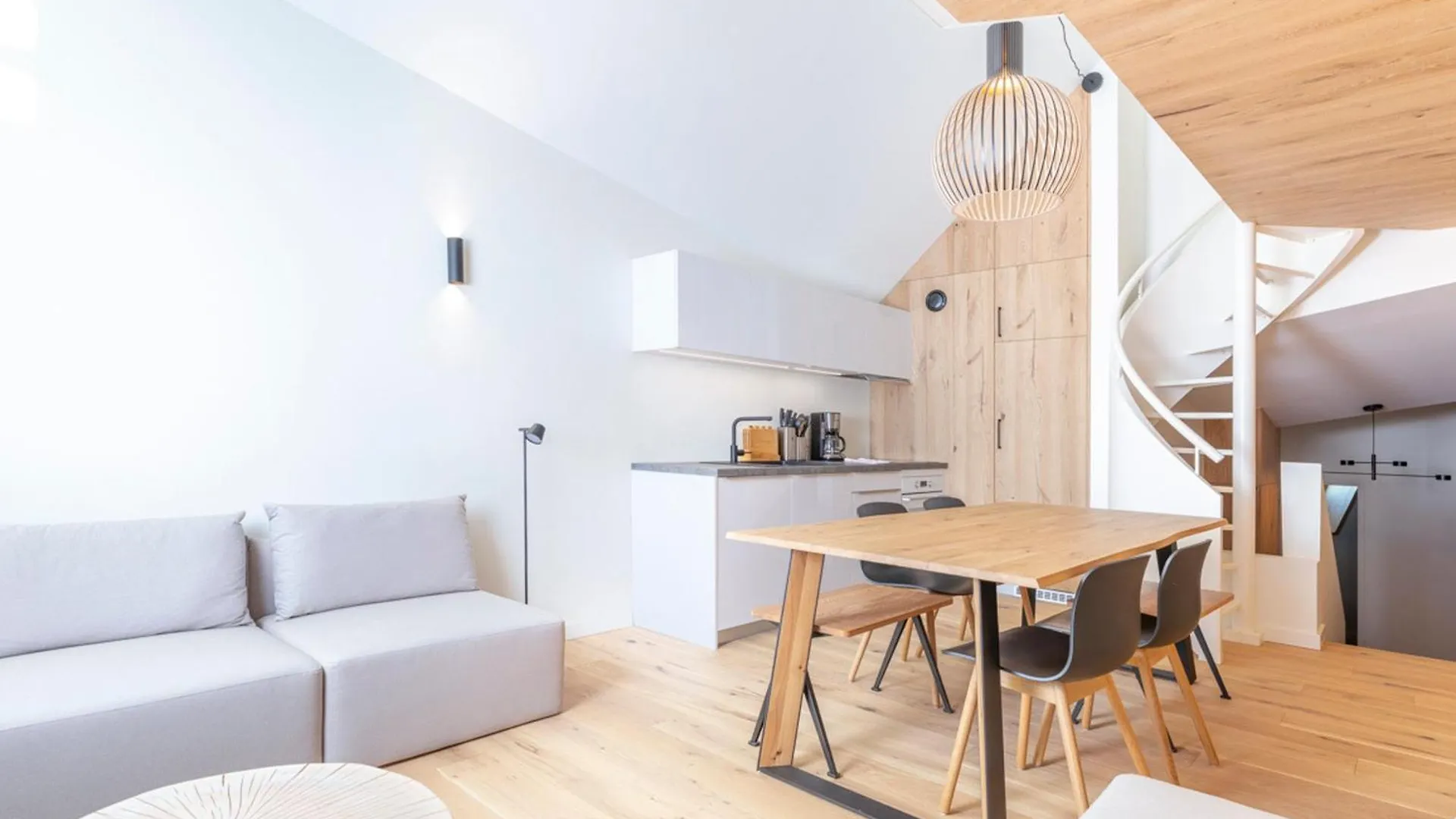 Luxueux Triplex 5 Pieces Avec Mezzanine, Renove, Balcon Et Acces Direct Aux Pistes - Fr-1-314-241 Apartment Morzine