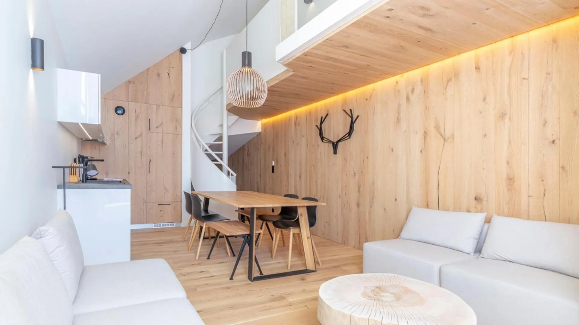 Luxueux Triplex 5 Pieces Avec Mezzanine, Renove, Balcon Et Acces Direct Aux Pistes - Fr-1-314-241 Apartment Morzine